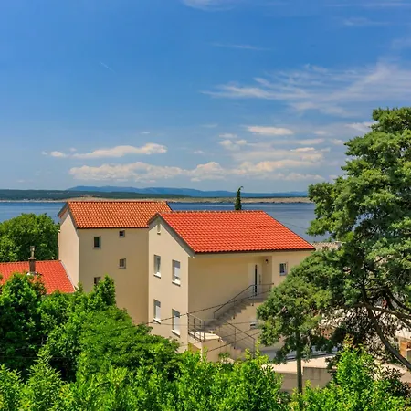 Podvezanec Apartment Dramalj Exterior photo