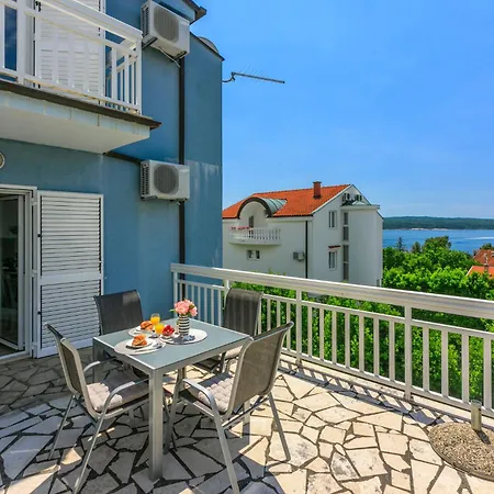 Podvezanec Apartment Dramalj Exterior photo