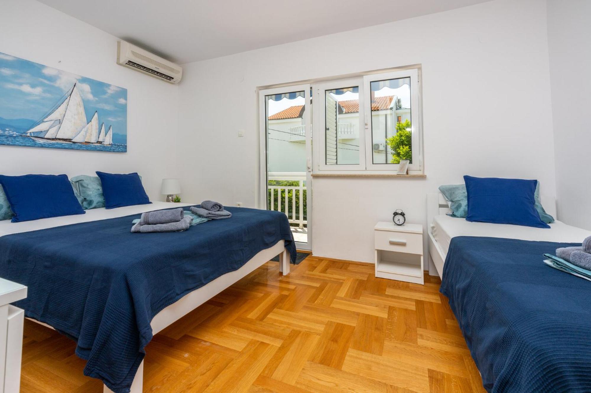 Podvezanec Apartament Dramalj