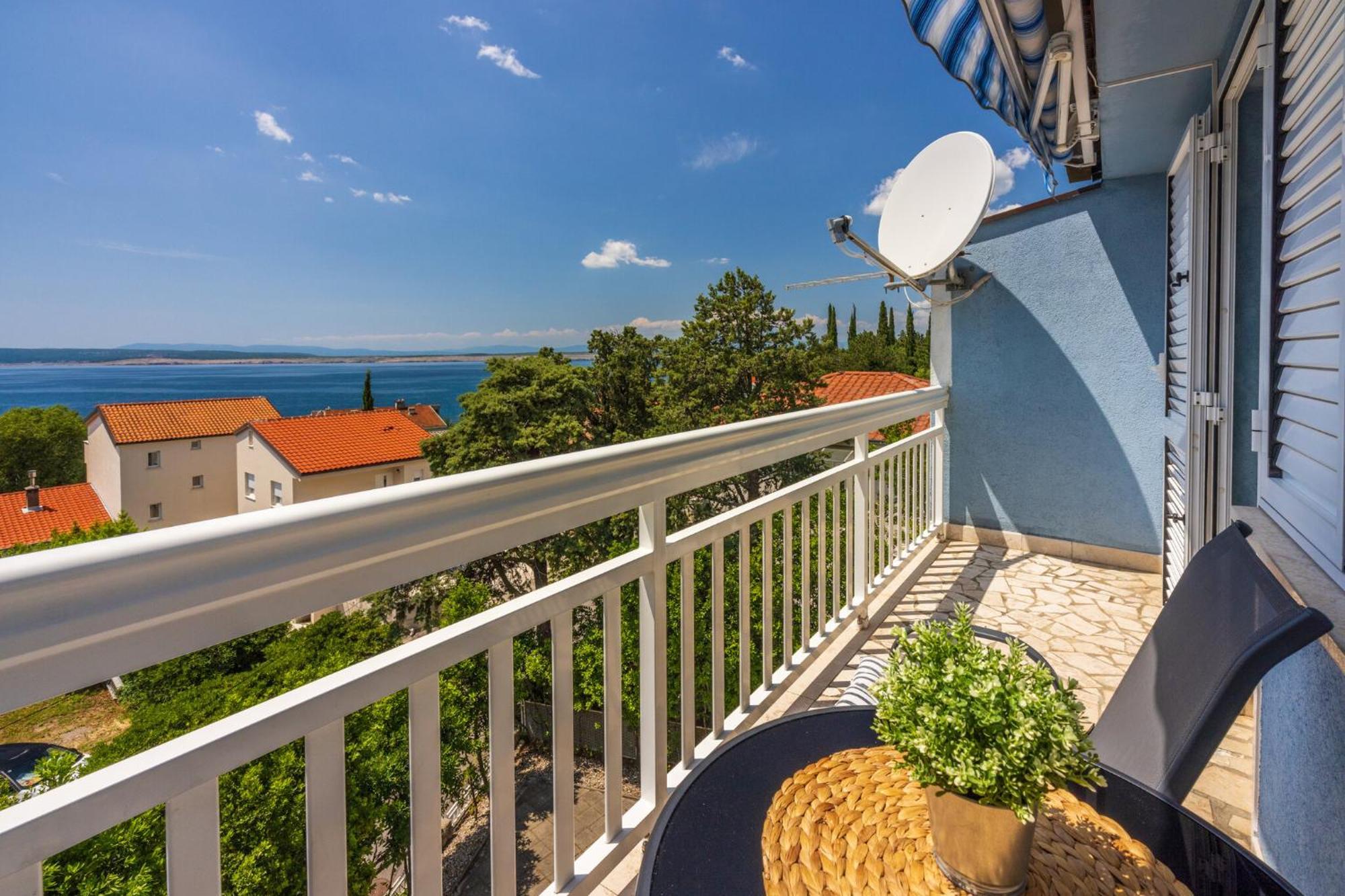 Podvezanec Apartment Dramalj