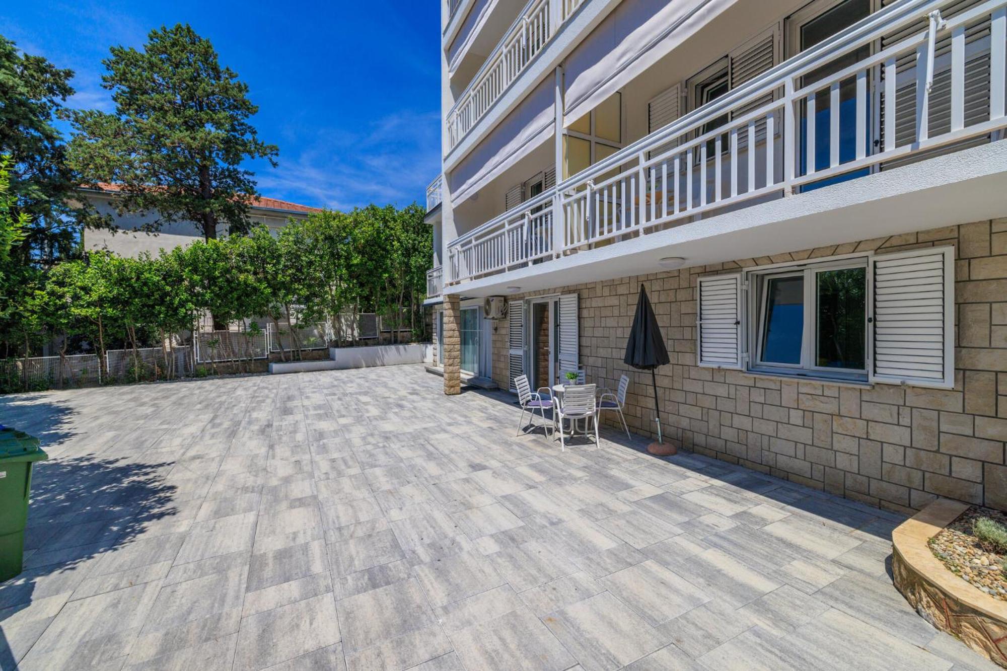 Apartament Podvezanec *