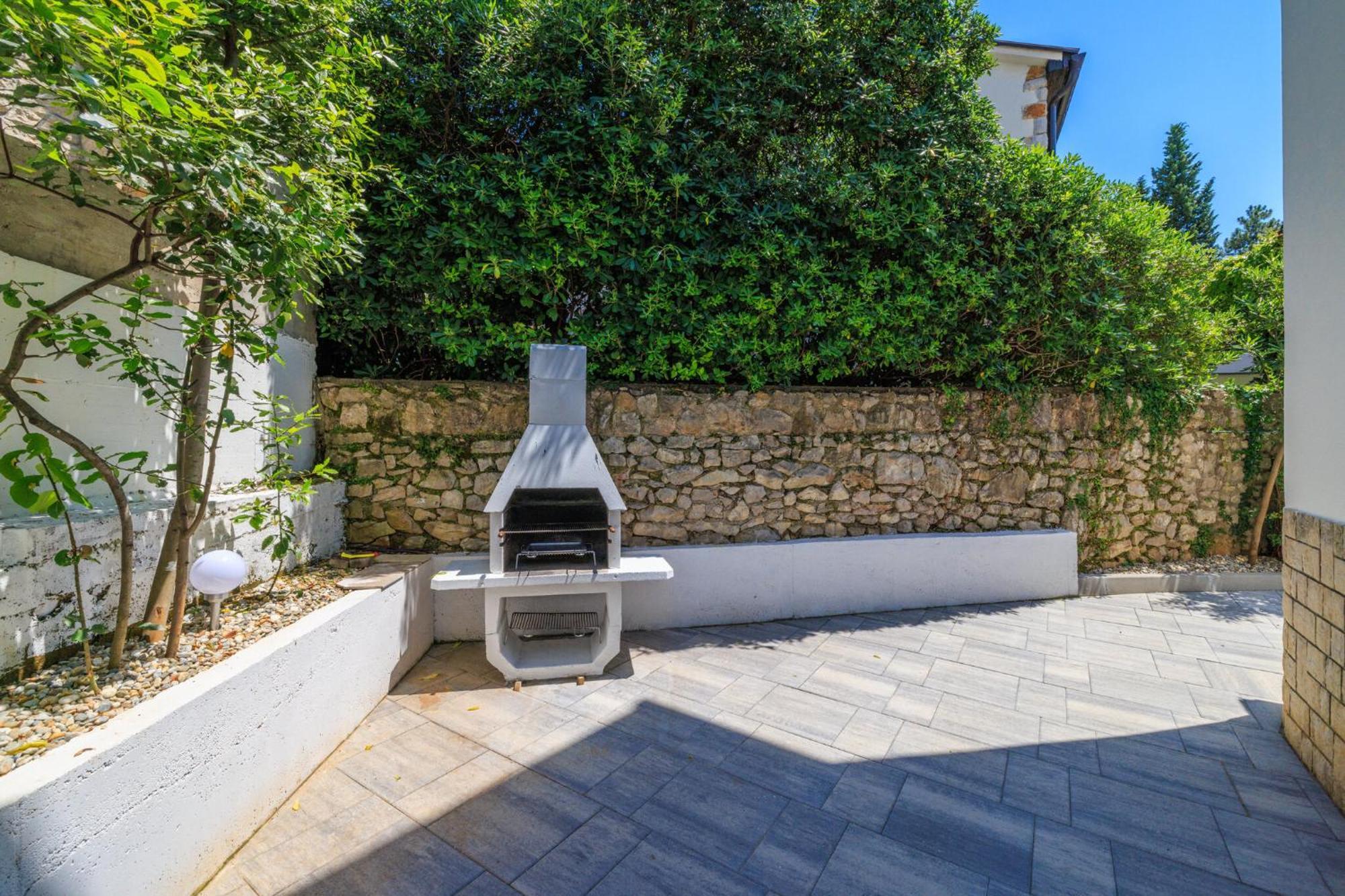 Apartament Podvezanec *